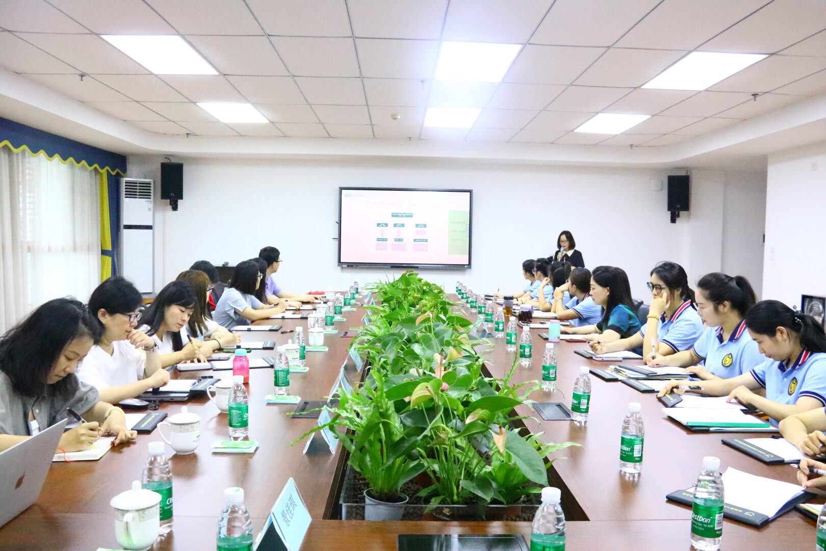 1753372063447702.jpeg 62cdeb9d8a3a8967dba4252e220056dd (1).jpeg